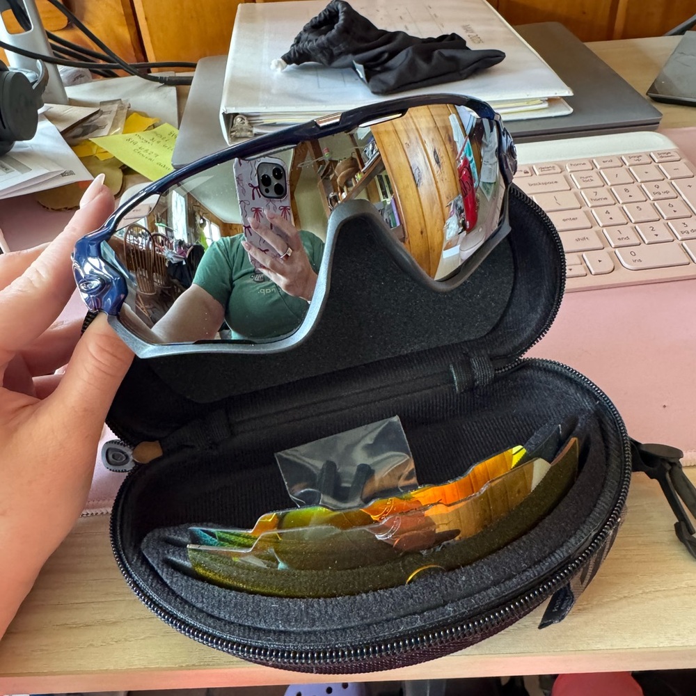 Oakley sunglasses Jawbreakers blue